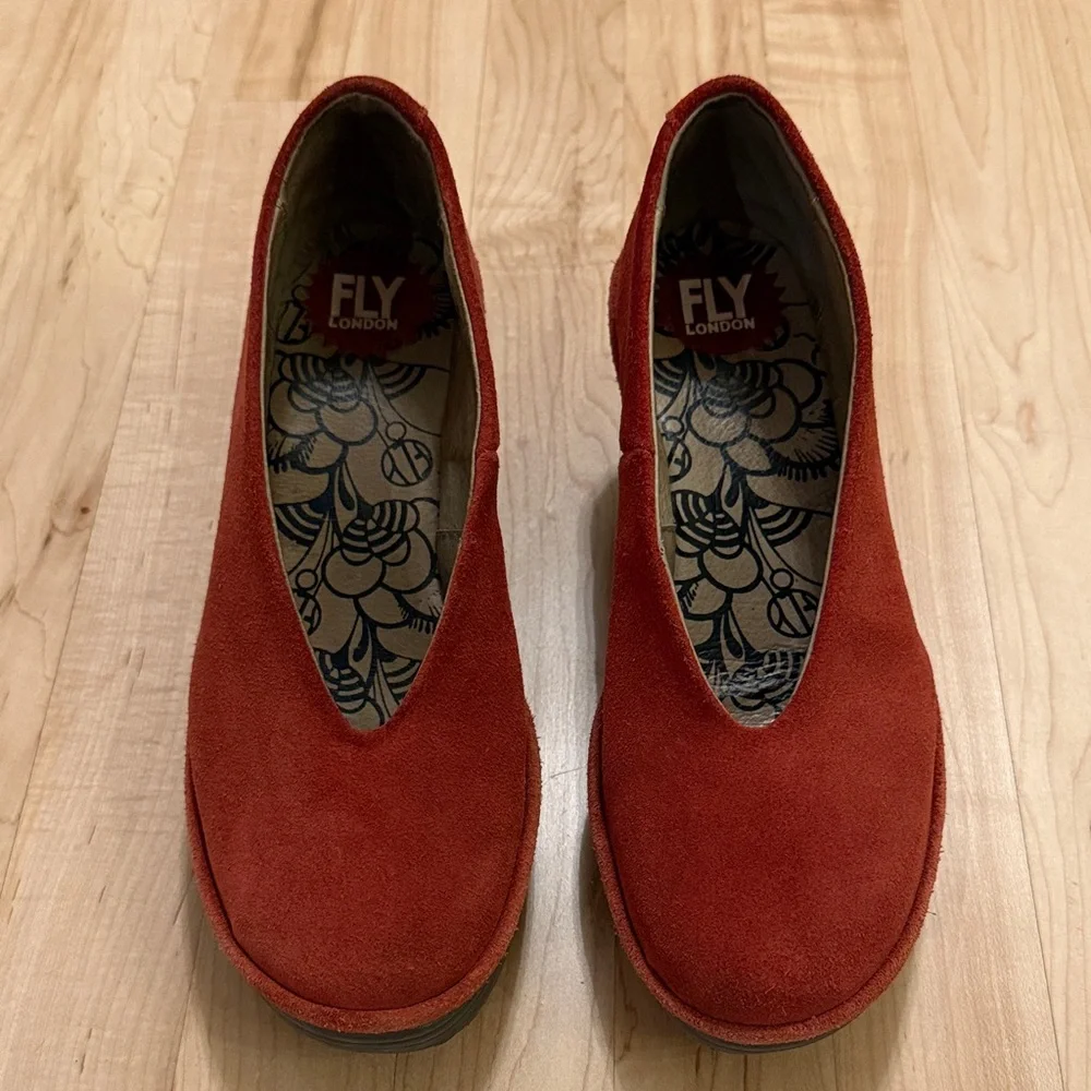 Fly London Yoni Suede Wedge EU 39/US 8-8.5 - Picture 1 of 5